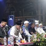 BEM (Badan Eksekutif Mahasiswa) Falkutas Dakwah dan Komunikasi (Fadakom), menutup serangkaian acara Festival Komunikasi 2023 dengan mengadakan Fadakom Bersholawat, Jum’at (16/6)