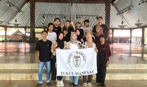 Tim Produksi Teater Tuman di Diorama Festival Surakarta. (Teater Tuman)