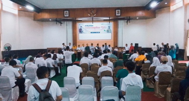 pemberian hadiah oleh DISDIKPORA Jepara