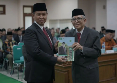 Serah Terima Jabatan Rektor Unisnu Jepara