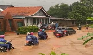 Banjir di Desa Ngeling Pecangaan Jepara