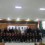 Foto bersama Wakil rektor setelah Pelantikan KPUM Unisnu Jepara. (Zulfa/Fokuspers)