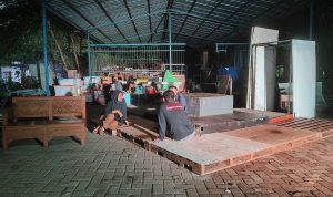 Latihan persiapan pentas refleksi Teater Tuman. (Ibra)
