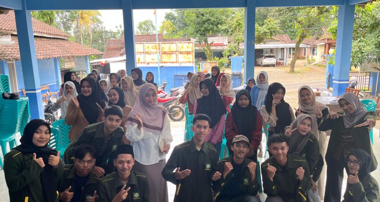 sosialisasi pencegahan pernikahan dini dan bahaya narkoba di Desa Kepuk. (Dokumentasi KKN Unisnu)