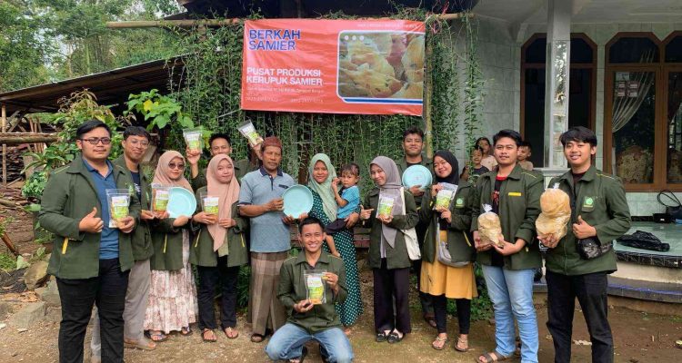 Pusat Usaha Kerupuk Samier di Desa Tengguli. (Dokumentasi KKN Unisnu)