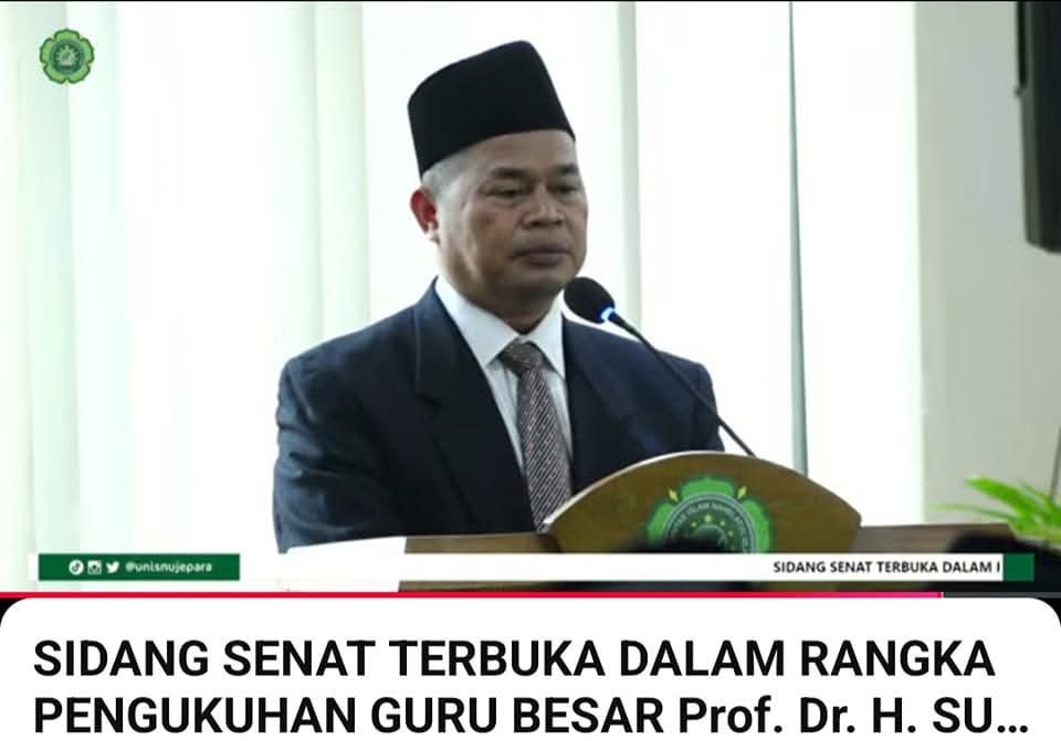 Memimpin do’a saat sidang senat tebuka