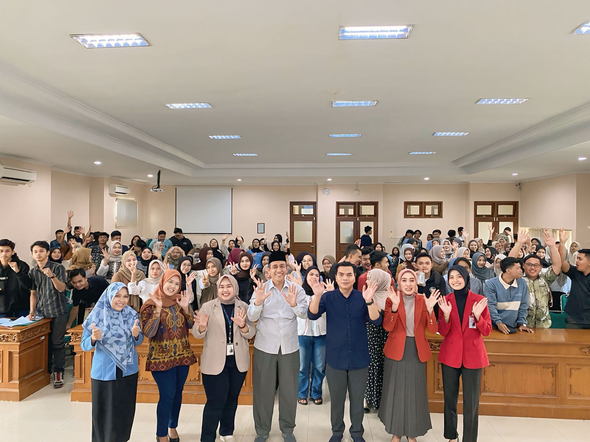 WhatsApp Image 2025-10-28 at 18.43.11