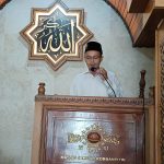 Decky Rochmanto Wakil Dekan Bidang 3 FST Sampaikan Kultum